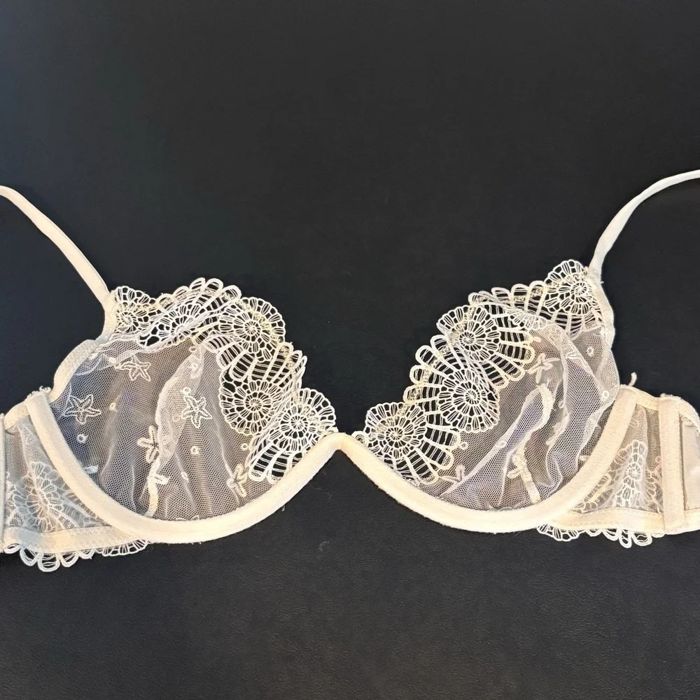 & Other Stories Women's White Lace Sheer Underwire Brakette Size 34 C Sexy EUC